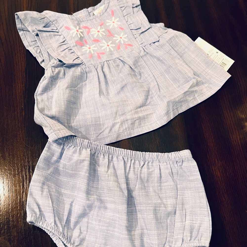Cat and Jack 2pc Baby Girl Chambray top & Bottom Set